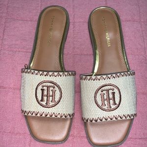 TOMMY HILFIGER SANDALS